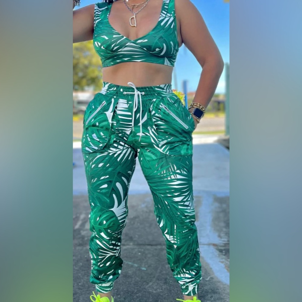 Pant set - Picture 10 of 10